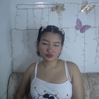 Chat de vídeo en directo de karla 18 Years
