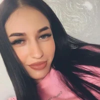 pretty_brunette