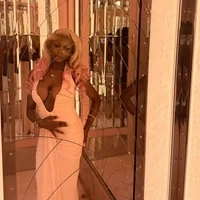 S|u<tQueen Live-Video-Chat