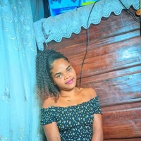 Stephanie — видео-чат онлайн