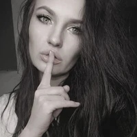 Nicole Live-Video-Chat