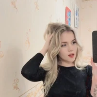 BlondieKiss